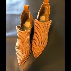 Dolce Vita Saddle Nubuck Western Style booties